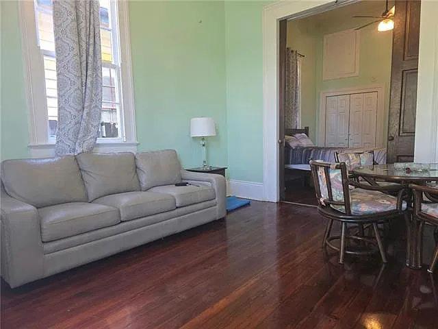 1 bed, 1.0 bath, 474 sqft, $1,000 — Photo 3
