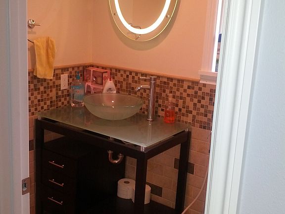 5th image of 12719 NE 135th St