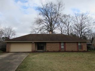 1240 Steens Creek Dr, Florence, MS 39073