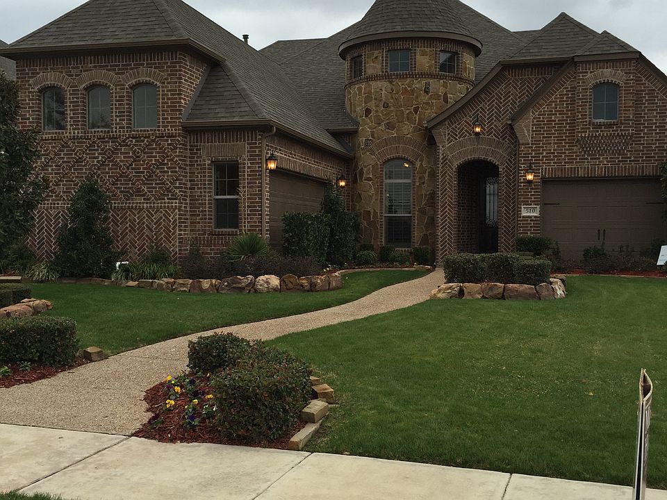 1st image of 510 Oxford Pl