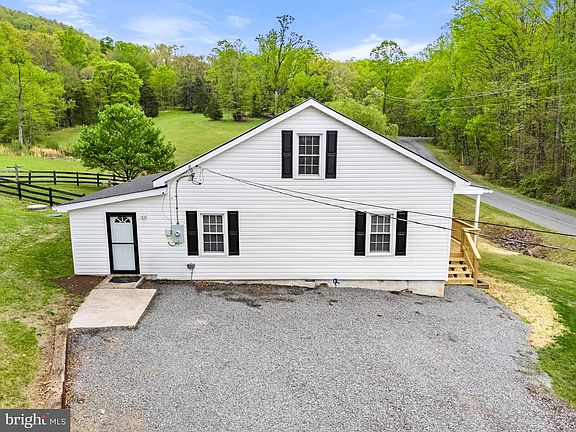 4th image of 2459 Thoroughfare Rd