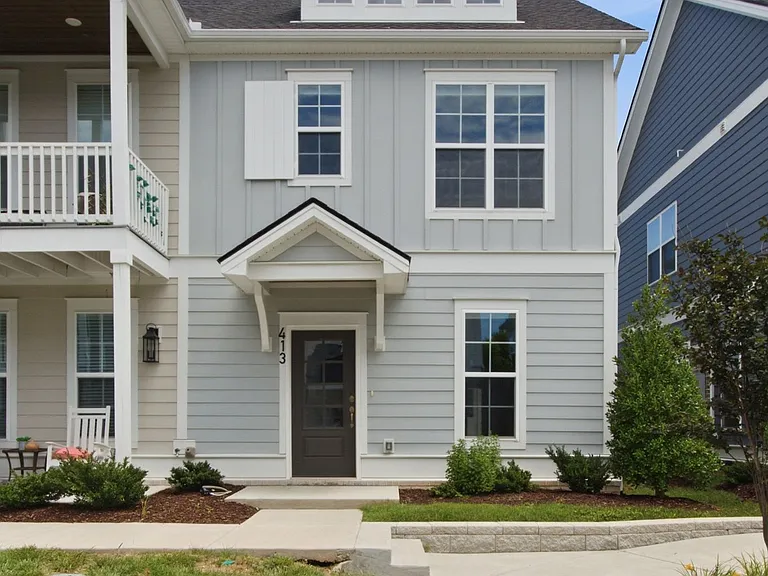 413 Drakes Way #1 — Photo 2