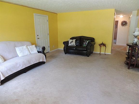 3rd image of 6650 Twinridge Ln