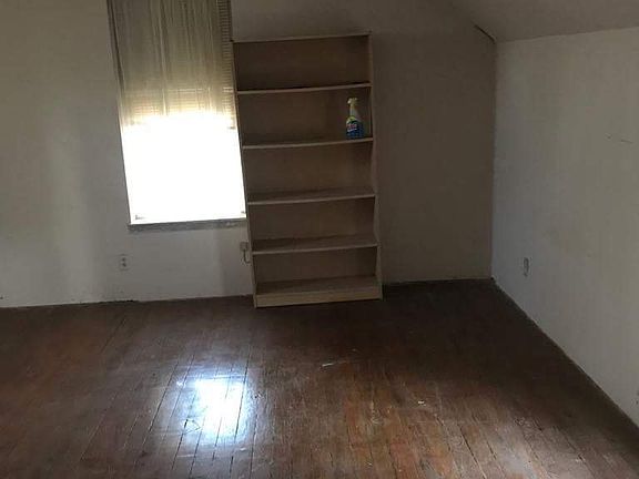 One upstairs bedroom