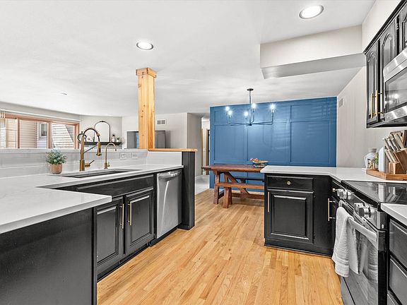 5th image of 2293A Circle Ridge