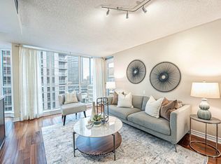 736 Bay St #1810, Toronto, ON M5G 2M4
