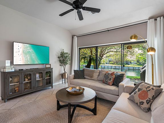 4th image of 5104 Beachwalk Pl