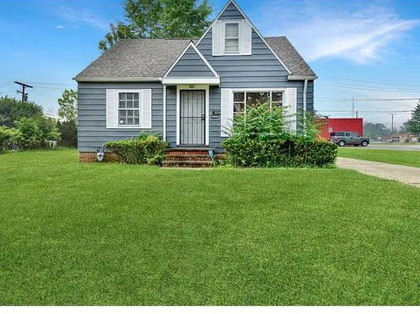 5559 Clement Ave, Maple Heights, OH 44137