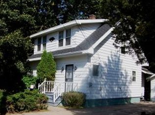 815 School St, Waupaca, WI 54981