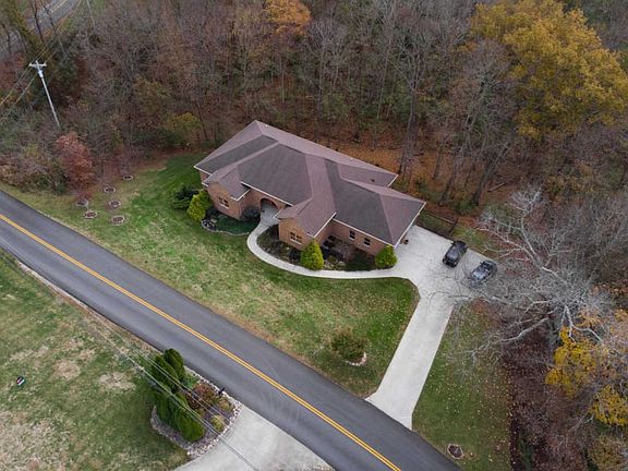 2nd image of 568 Avawam Dr
