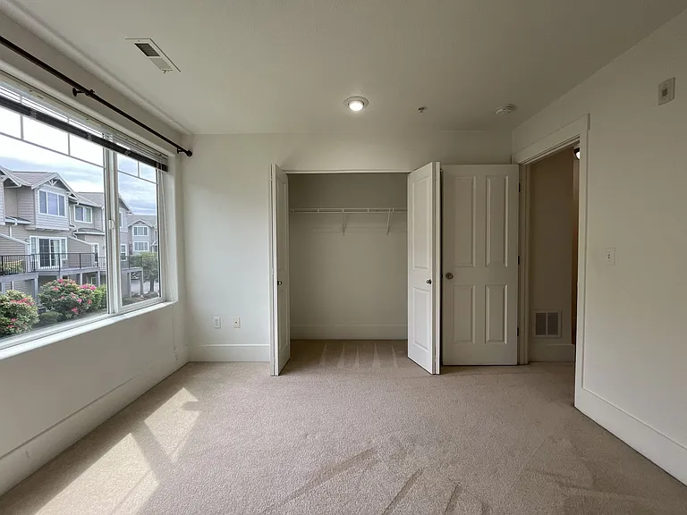 836 NW 118th Ave #102 — Photo 31