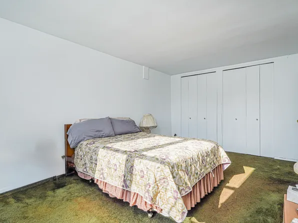 3845 Shore Parkway image 16 of 18