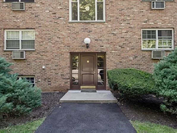 9 Dove Court #H, Croton-on-Hudson, NY 10520