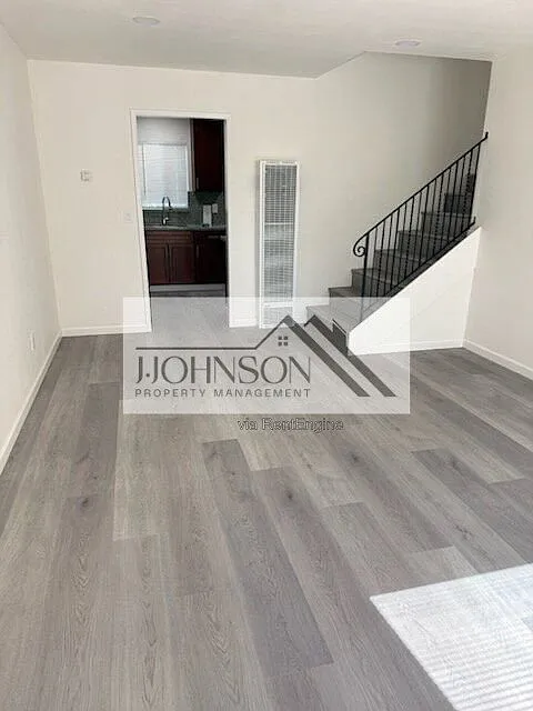 2 bed, 1.0 bath, $2,300 — Photo 3