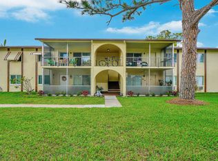 3586 La Playas Ct APT B-1, Greenacres, FL 33463