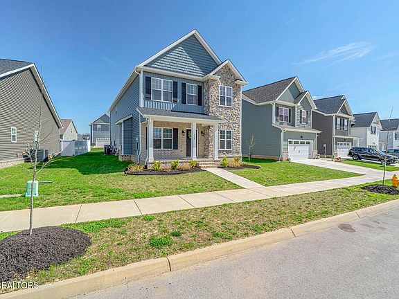3rd image of 114 Songberry St