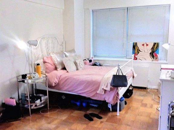 4th image of 159 W 53rd St #18HH