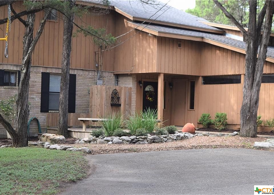 1st image of 209 Mittmann Cir