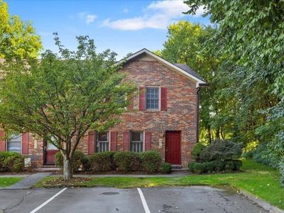 2016 Williamsburg Sq #2016, Johnson City, TN, 37604