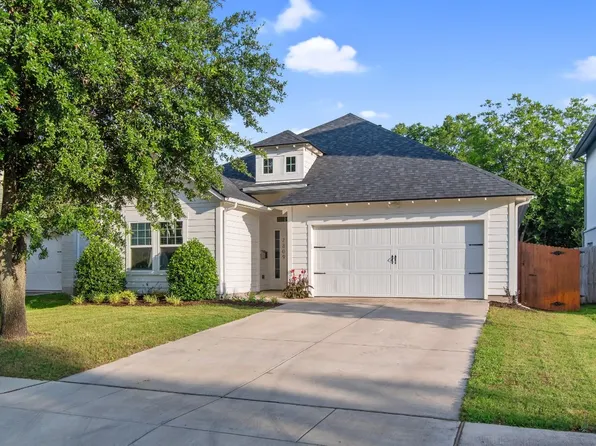 2809 W Bewick St, Fort Worth, TX 76109