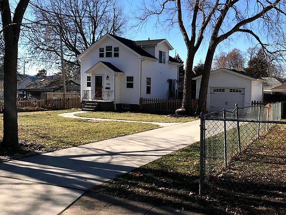 2nd image of 1412 S 64th Ave