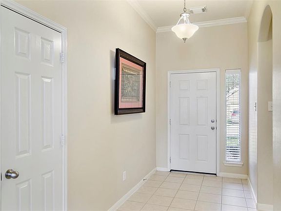 3rd image of 10130 Driftwood Park Dr
