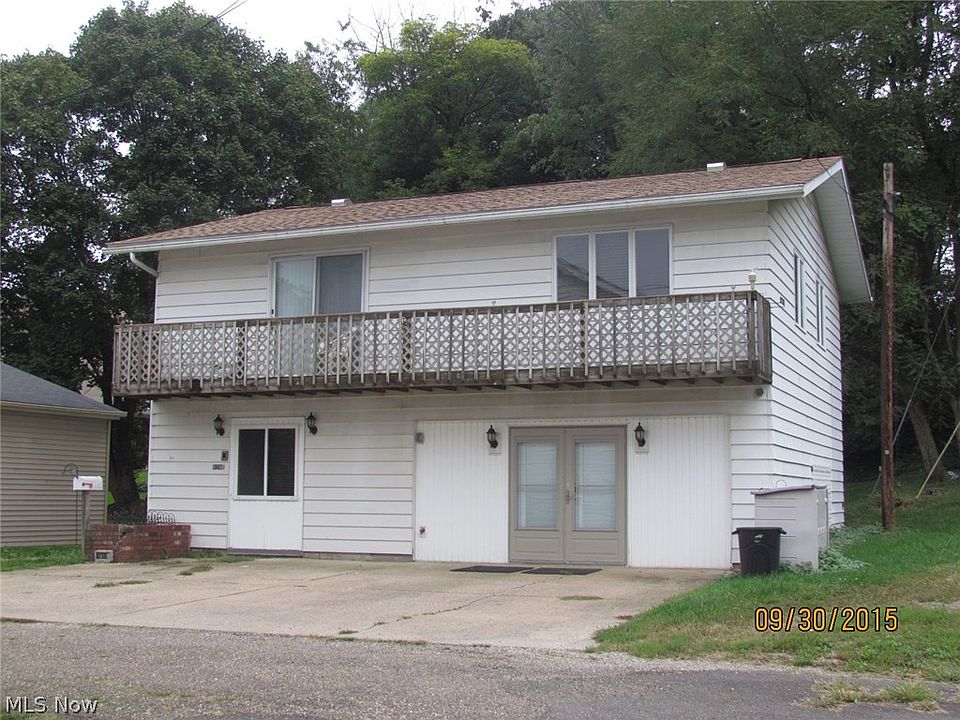 1st image of 820B Foster Ave #B