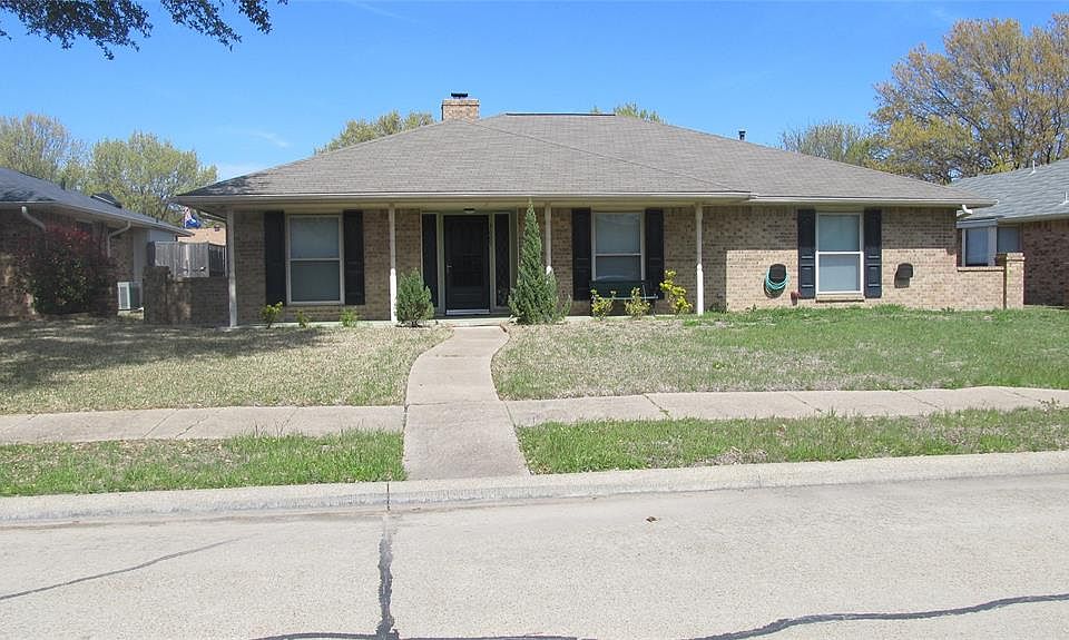 1st image of 3609 Christopher Dr