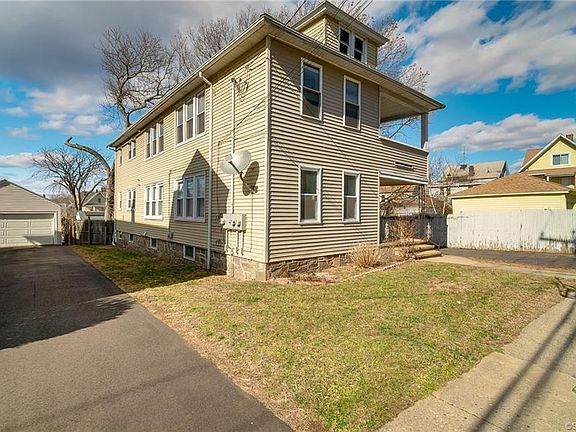 3rd image of 40 Burnsford Ave #1