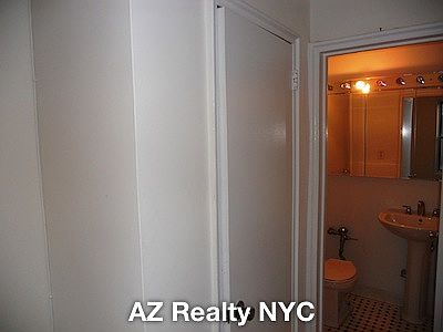 5th image of 9131 Lamont Ave APT 3F
