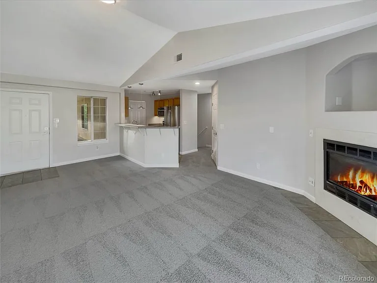 8651 E Dry Creek Rd #627 — Photo 4