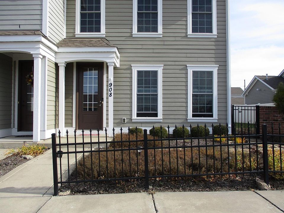 1st image of 908 Haymarket Ct