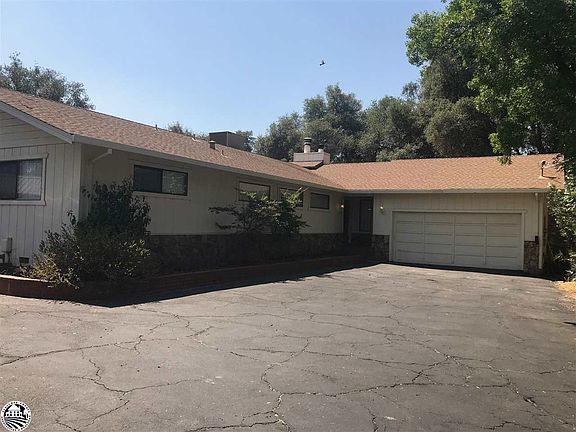 2nd image of 18427 Avenida Bonita N