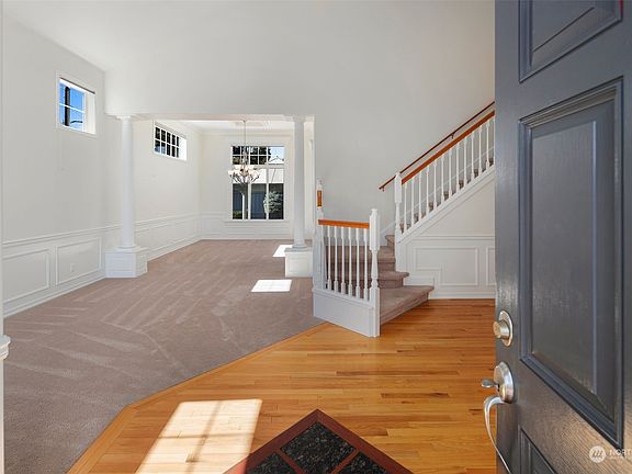 4th image of 3526 166th Street SW