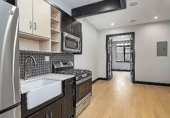 2nd image of 150 Meserole St #6L