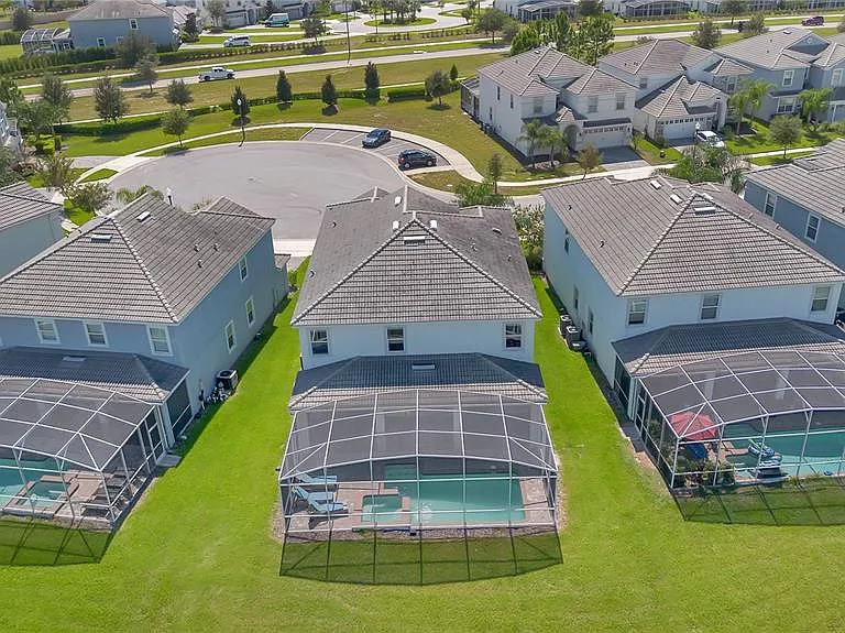 1613 Maidstone Ct — Photo 30