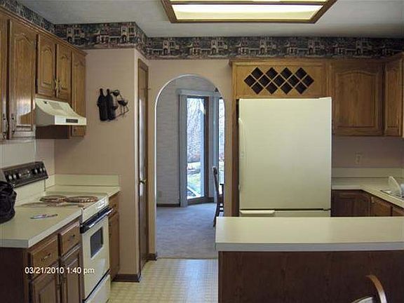 5th image of 7319 S 140th Ave