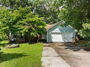1366 Wrens Ct, Jonesboro, GA