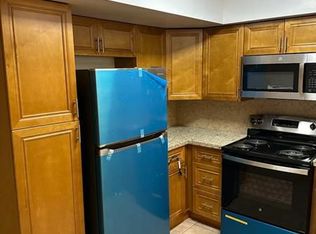 7427 NW 76th Ct, Fort Lauderdale, FL 33321