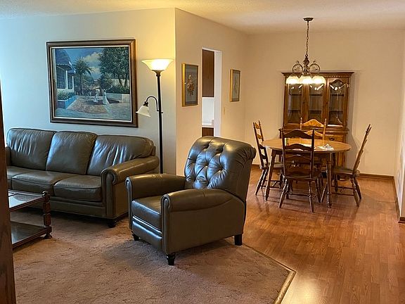 5th image of 643 Elizabeth Dr #643