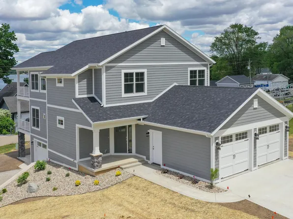 70830 Baldwin Landing Dr, Union, MI 49130
