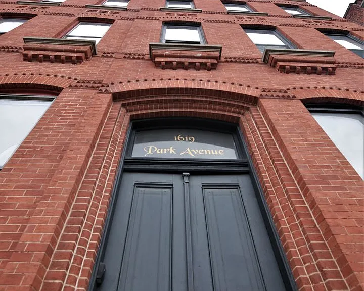1619 Park Ave — Photo 2