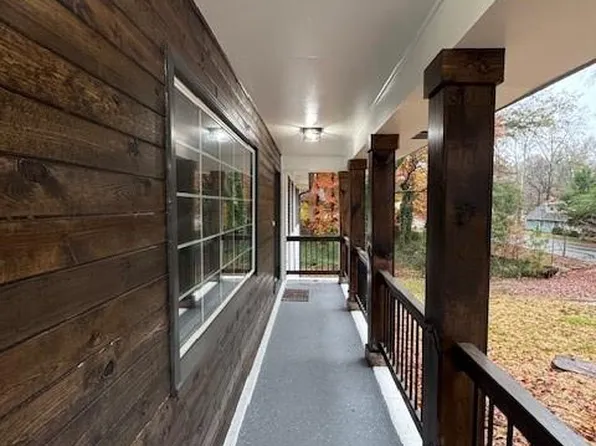 4498 Ginger Wood Ct, Stone Mountain, GA 30083