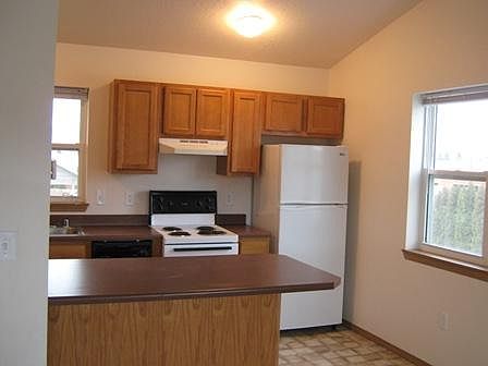 2nd image of 1101 N Russell St APT 104