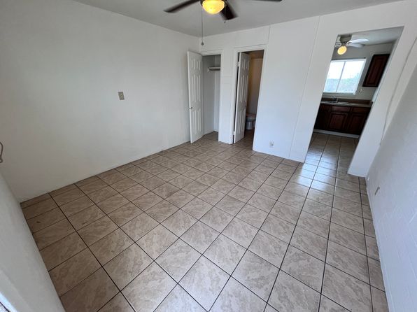 2203 E Benson Hwy UNIT 1