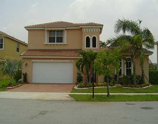 Fabulous Courtyard Design