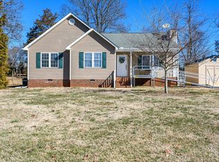 1063 Bellevue Rd, Forest, VA 24551