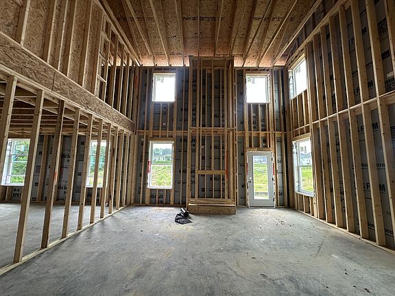 2nd image of 1129 Aster Pl Lot 183