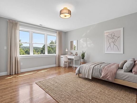 5th image of 27A Rollins St