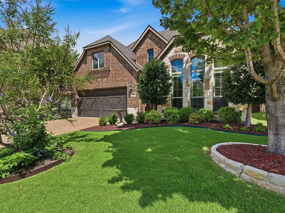 1st image of 413 Chloe Dr